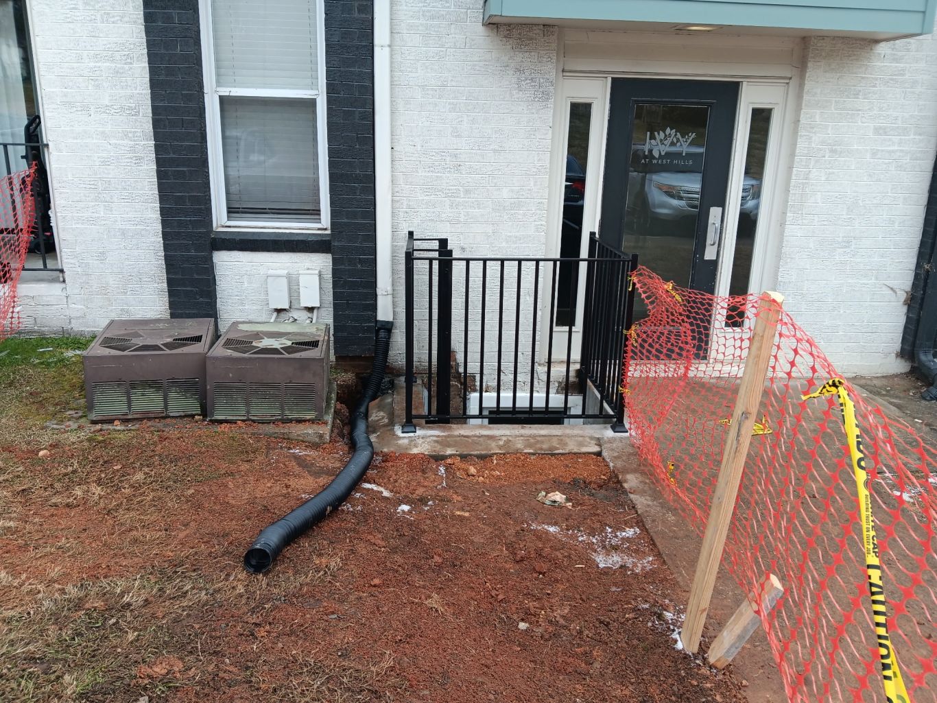 Complete Railing on Window Well